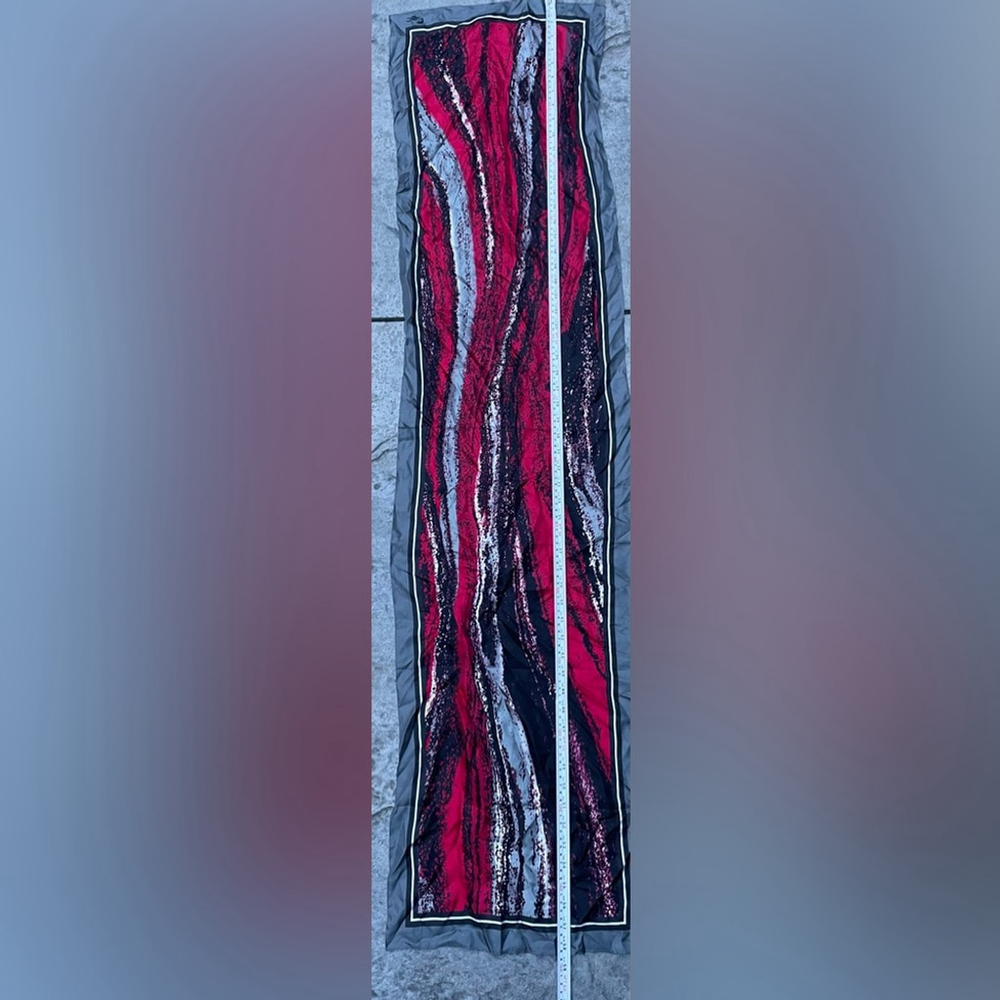 Abstract Red and Black Scarf - Picture 4 of 6